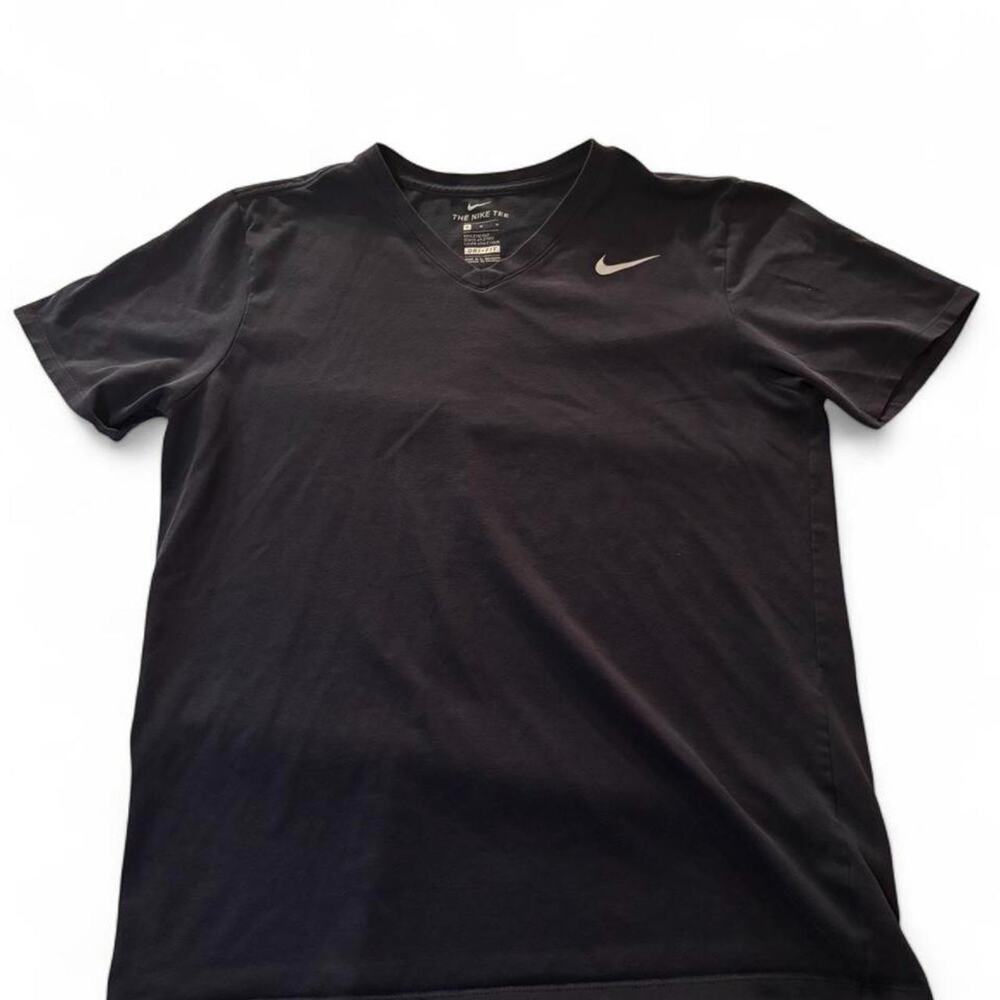 Nike navy blue v neck tee Medium